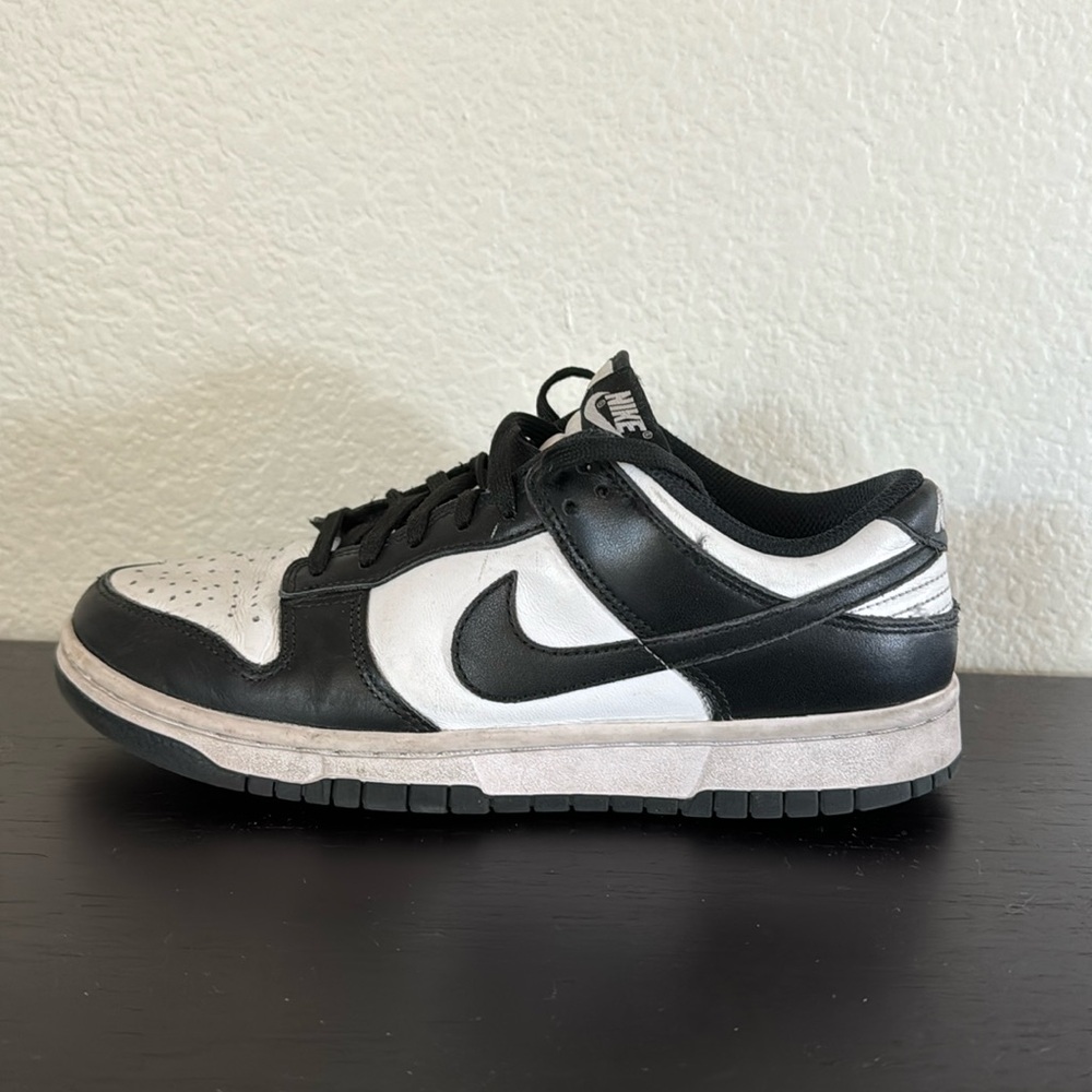Black Nike dunk lows